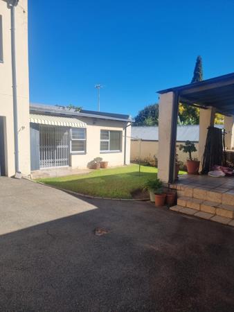 1 Bedroom Garden Cottage