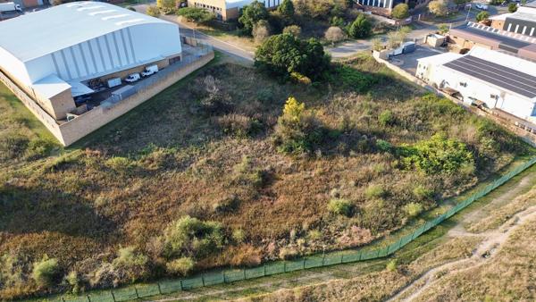 5 333 m² Land
