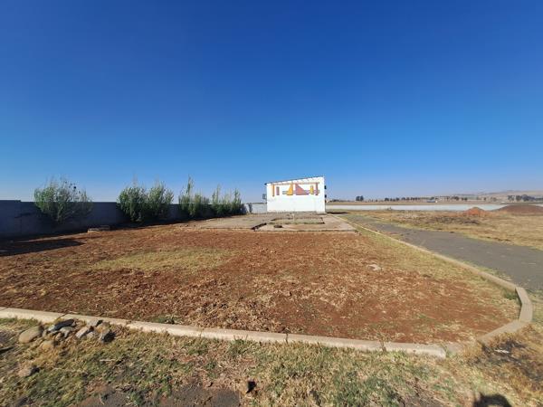 2 164 m² Land