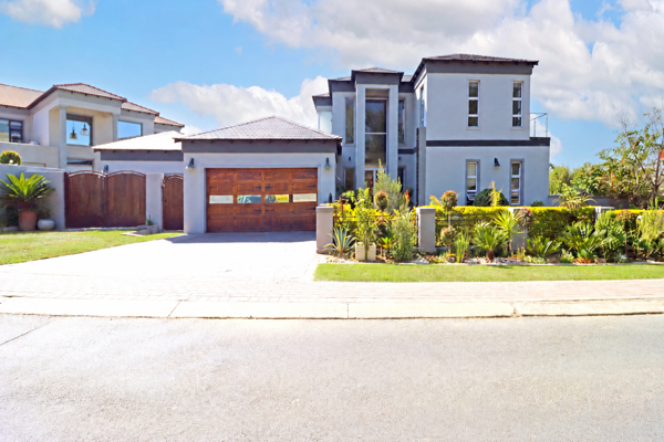 4 Bedroom House