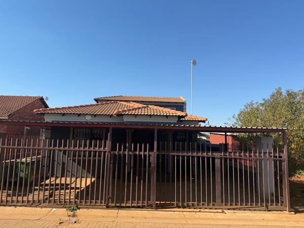 2 Bedroom House