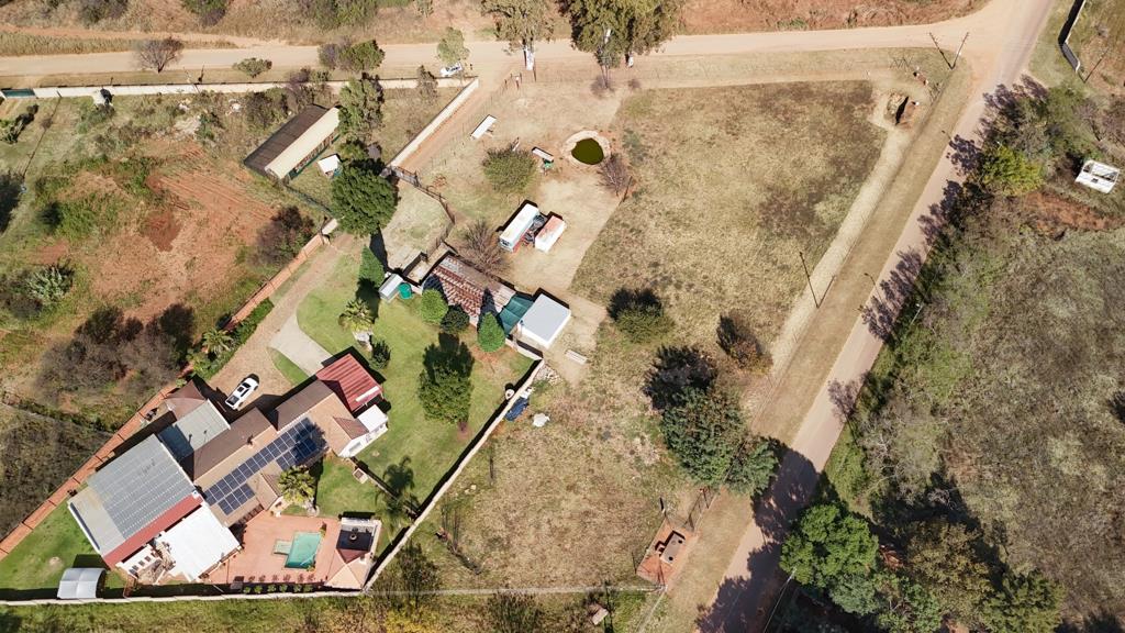Photo of 6 Bedroom House in Roodeplaat