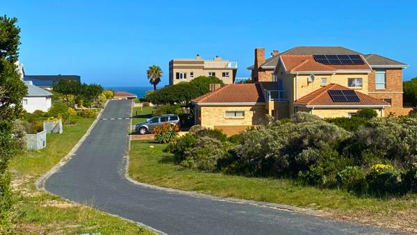 604 m² Land