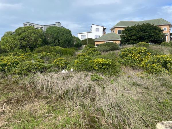 660 m² Land