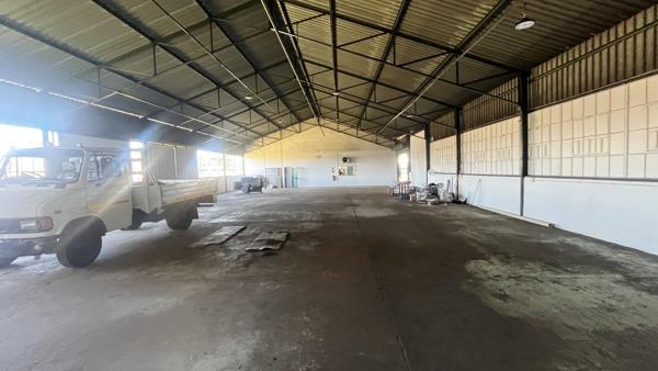 683 m² Industrial space