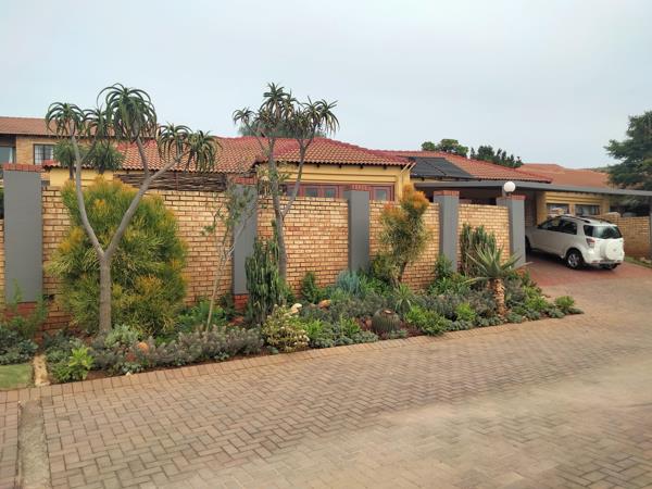 5 Bedroom Townhouse