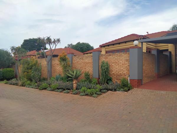 5 Bedroom Townhouse