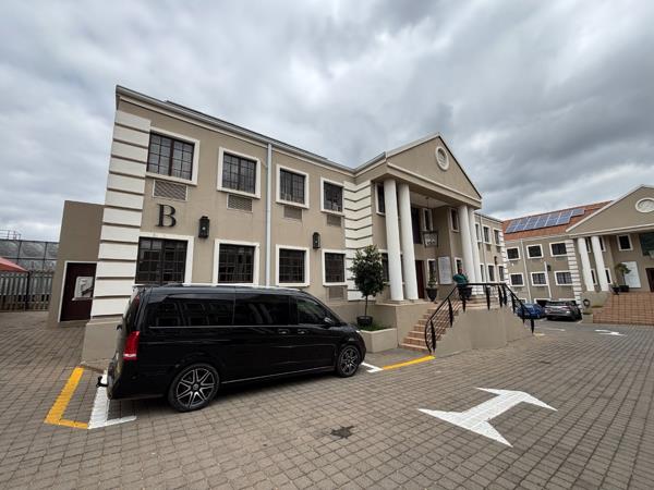 32 m² Office Space