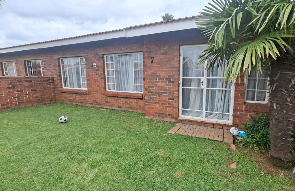 2 Bedroom Townhouse