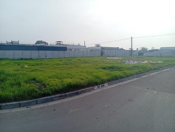 869 m² Land