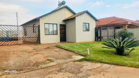 2 Bedroom House