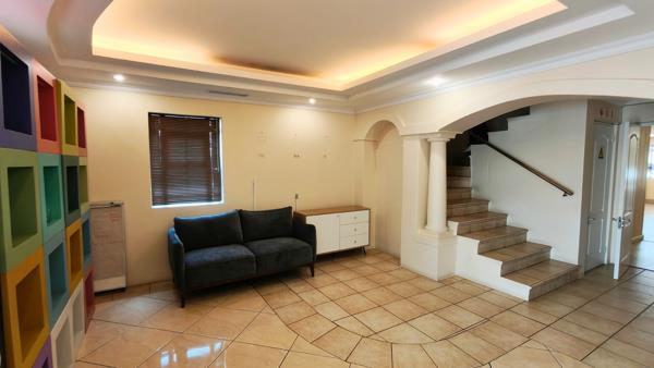 196 m² Office Space