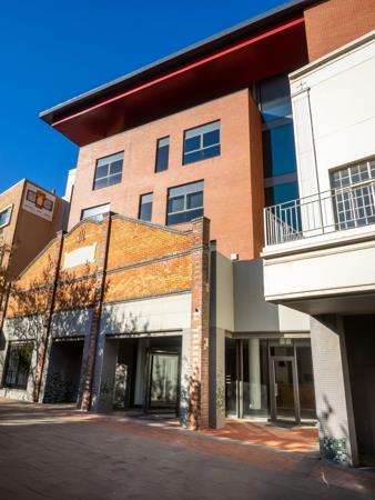 188 383 m² Office Space