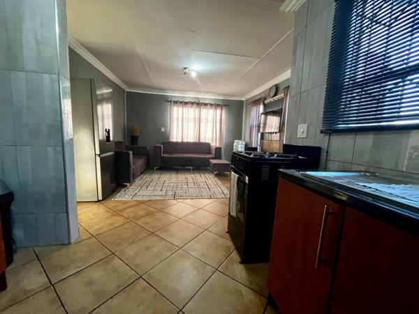 2 Bedroom House