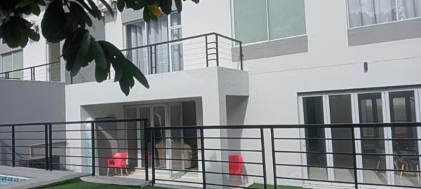 5 Bedroom Townhouse