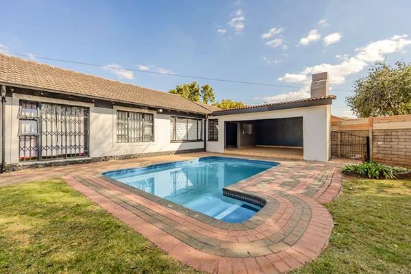 4 Bedroom House
