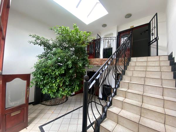 460 m² Commercial space