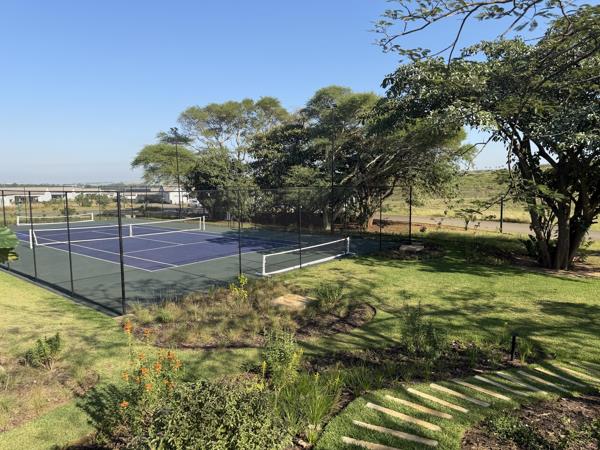 677 m² Land
