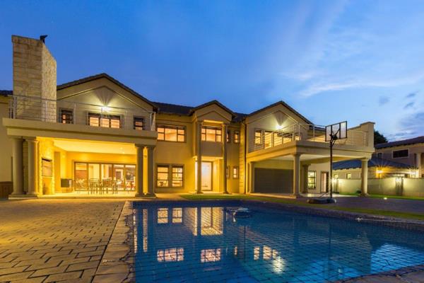 5 Bedroom House
