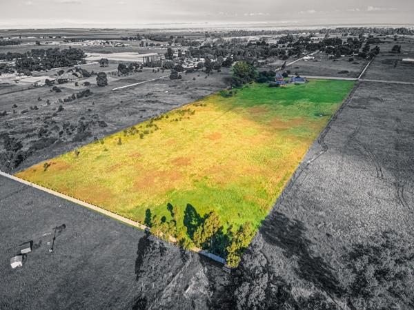 5.5 ha Land