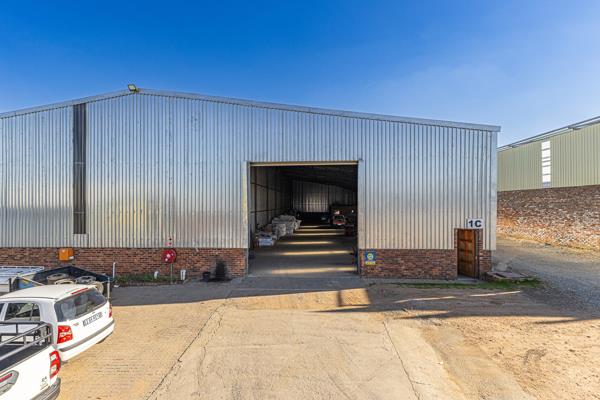 360 m² Commercial space