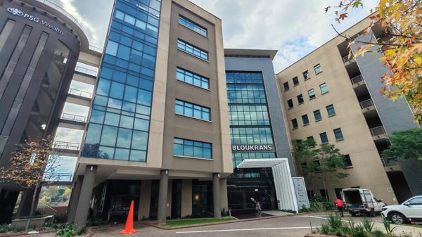 325 m² Office Space