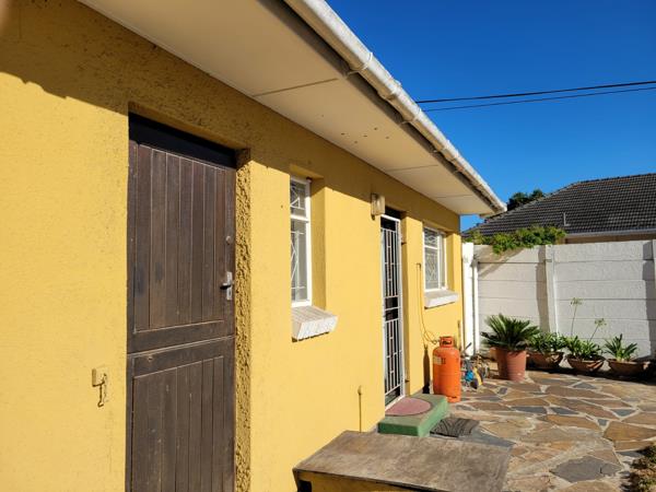 1 Bedroom Garden Cottage