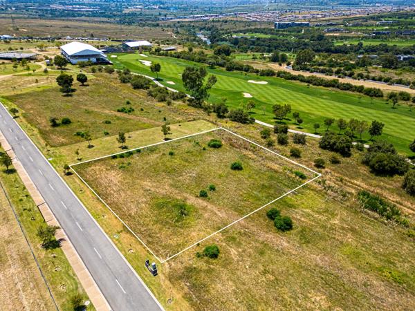 2 322 m² Land