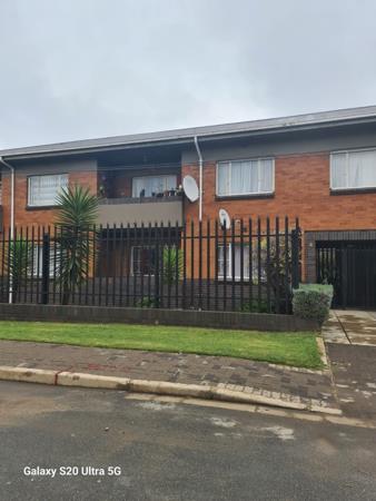 2 Bedroom Flat
