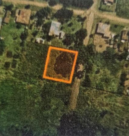 1 102 m² Land