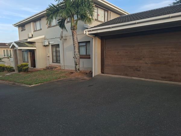 8 Bedroom Townhouse