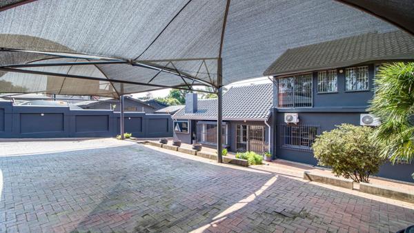 338 m² Office Space