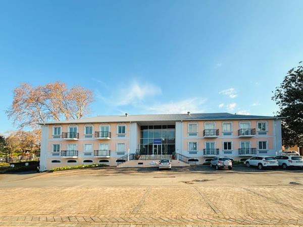 1 640 m² Commercial space