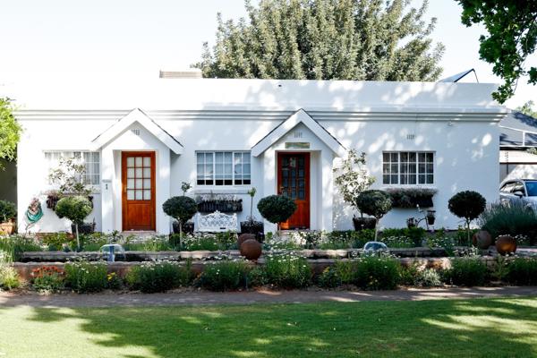 9 Bedroom House