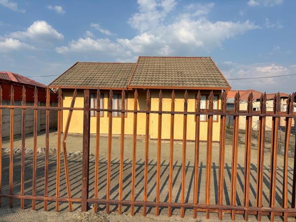 2 Bedroom House