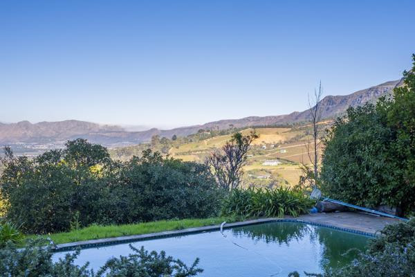 1 630 m² Land