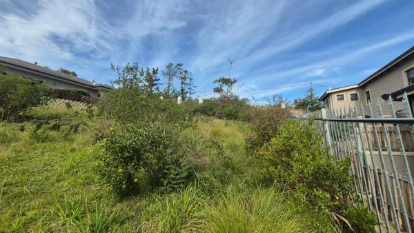 808 m² Land