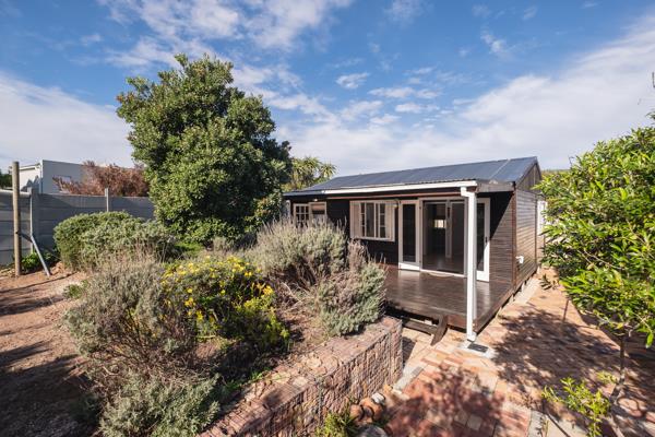 2 Bedroom Garden Cottage