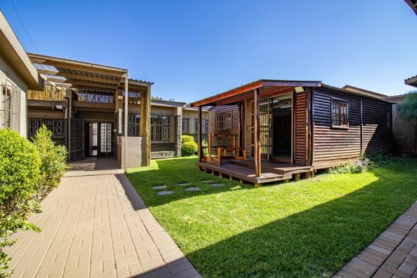 5 Bedroom House