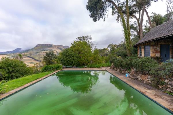3 255 m² Land