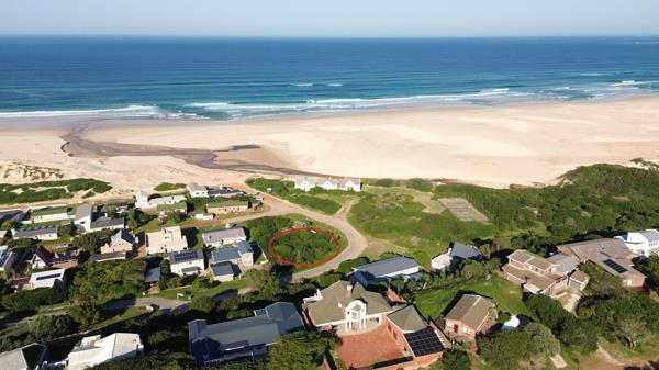 654 m² Land