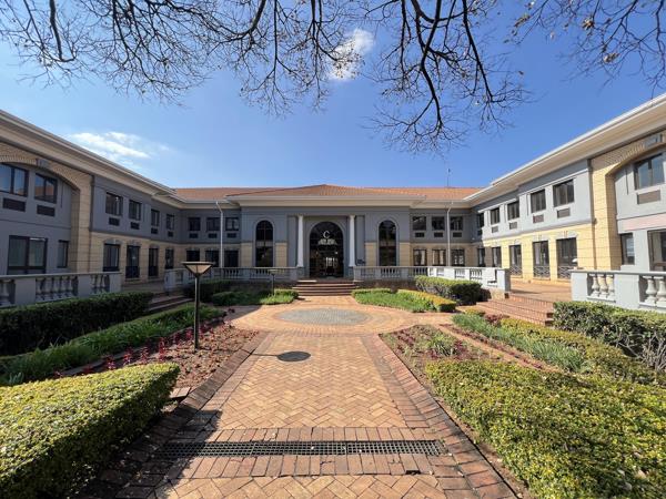 604 m² Commercial space