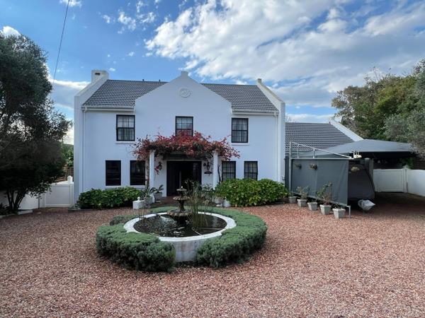 5 Bedroom House