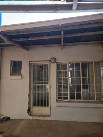 1 Bedroom House
