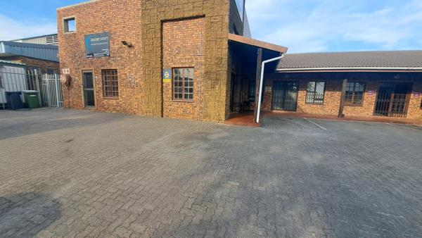144 m² Commercial space