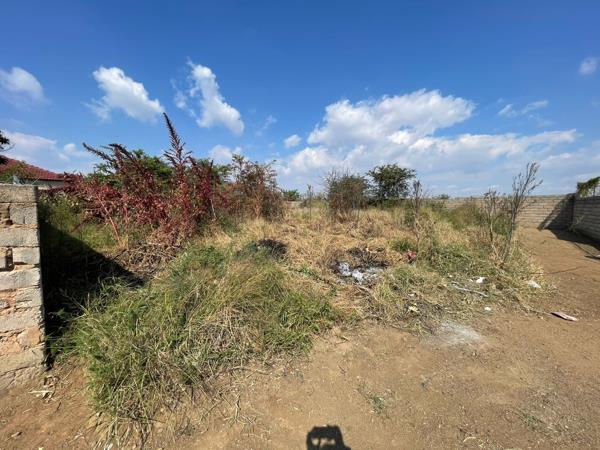 535 m² Land