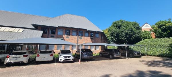 1 363 m² Office Space
