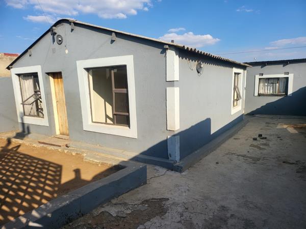 2 Bedroom House