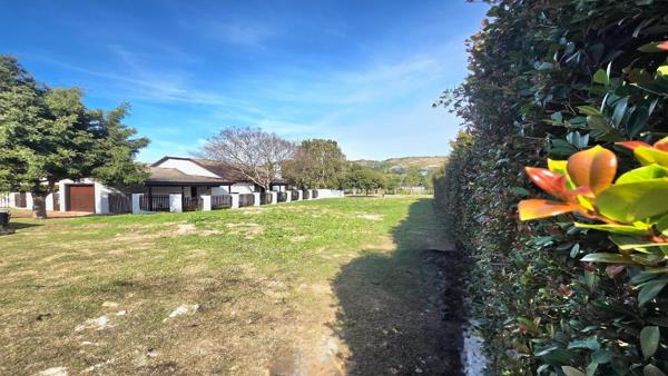 468 m² Land