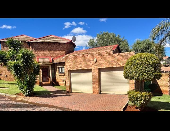 2 Bedroom Flat in Winchester Hills
